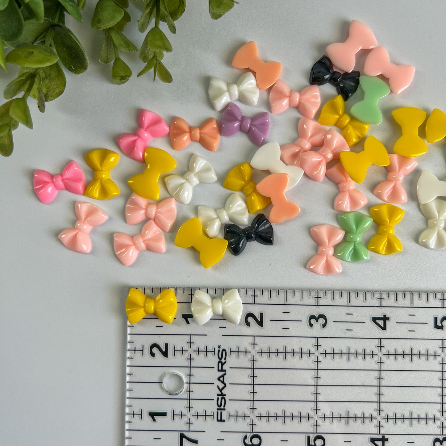 Dainty Bows Flat Back Charms Mixed 10 pcs