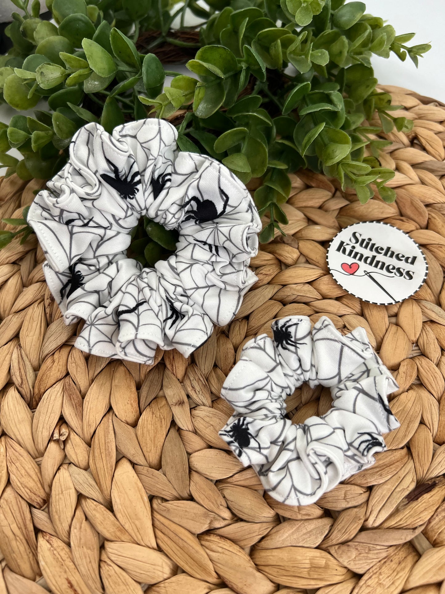 Spider Scrunchies