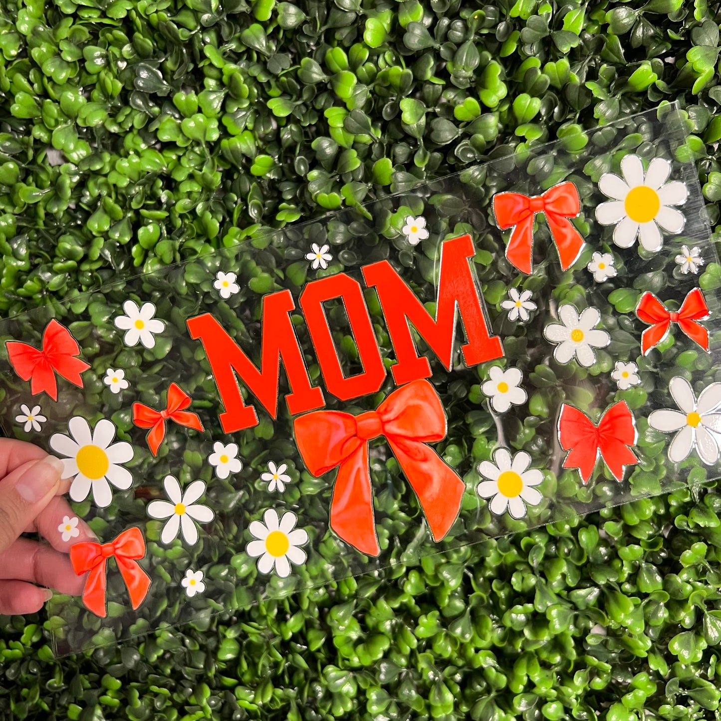 #318 Mom Red Bows & Daisies Single Sided UVDTF WRAPS