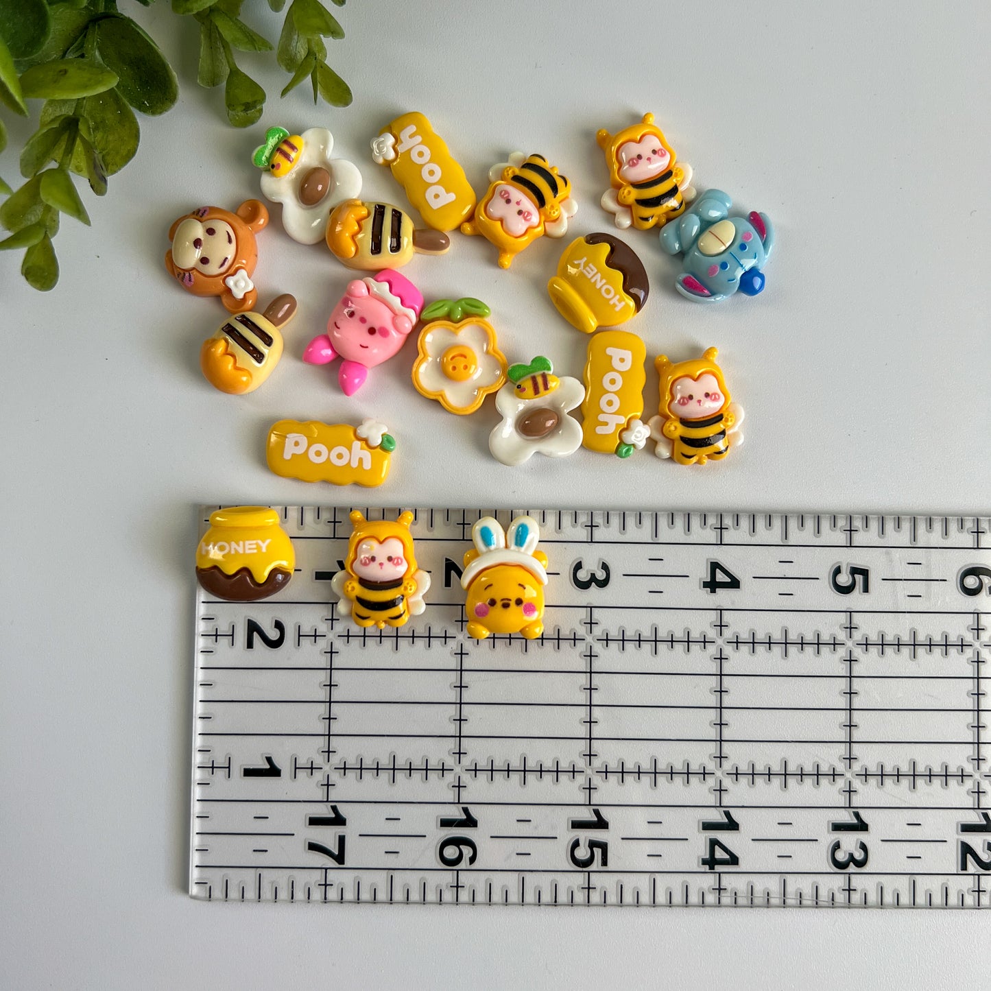 Honey Bear and Friends Flat Back Charms Mixed 8 pcs