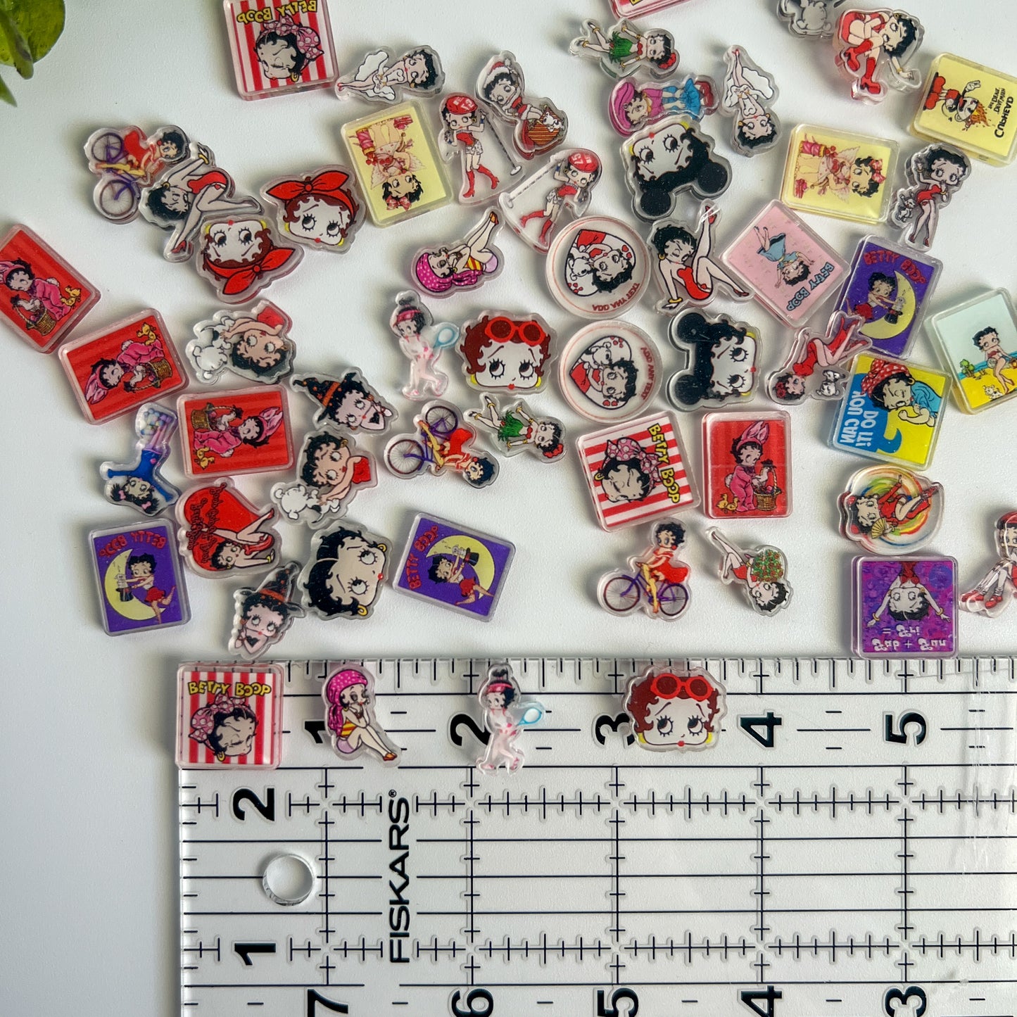 Mini Betty Acrylic Flat Back Charms 15 pcs