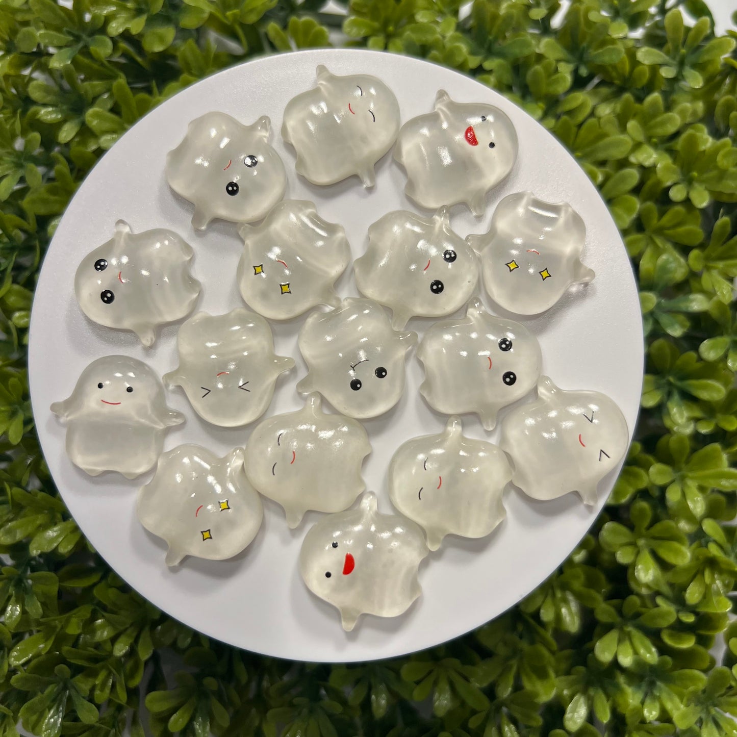 Luminous Ghosts Flat Back Charms Mixed 8 pcs