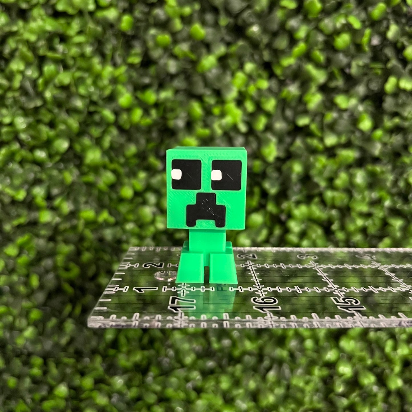 Green Creeper Topper Sold in a Set of 2