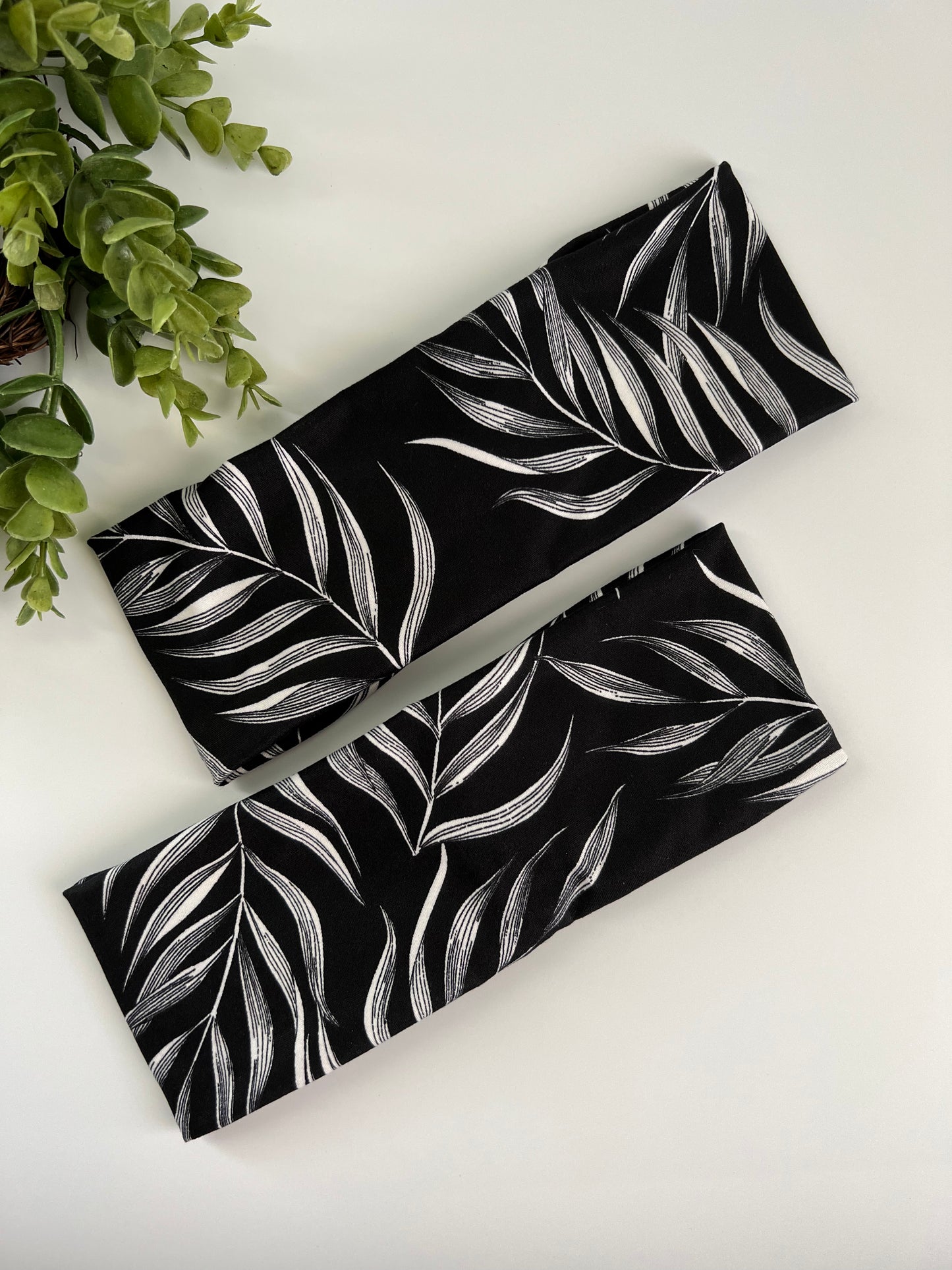 White Leaves Turban