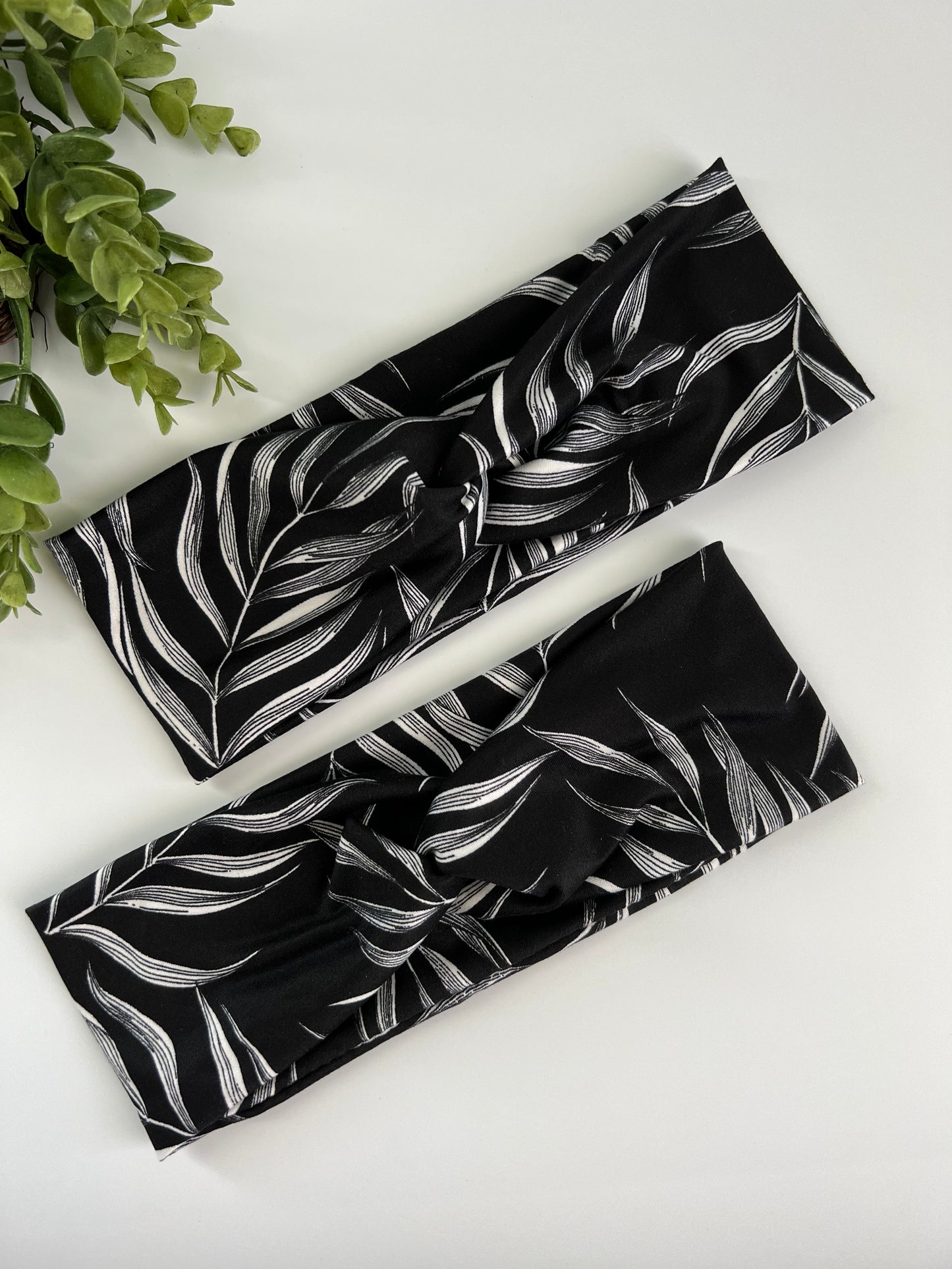 White Leaves Turban