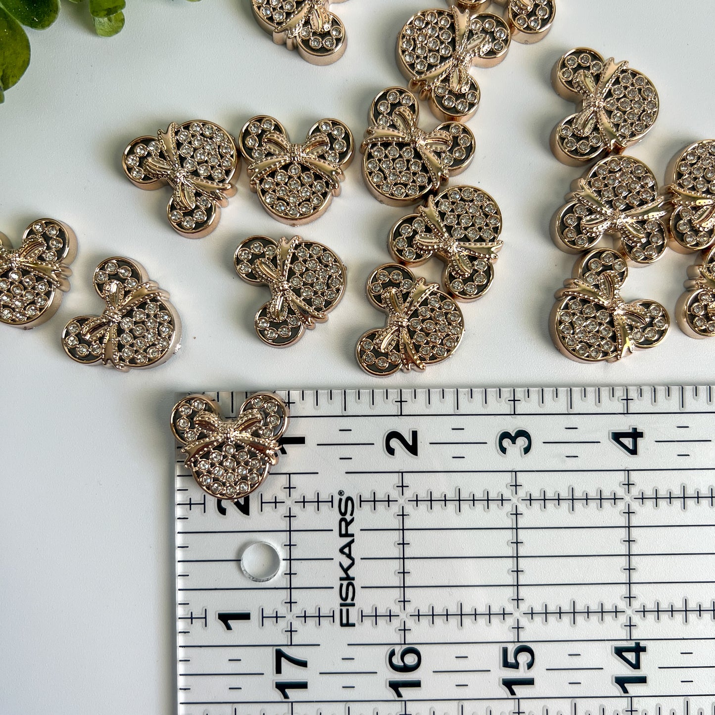 Gold Mouse Head Flat Back Charms 7 pcs