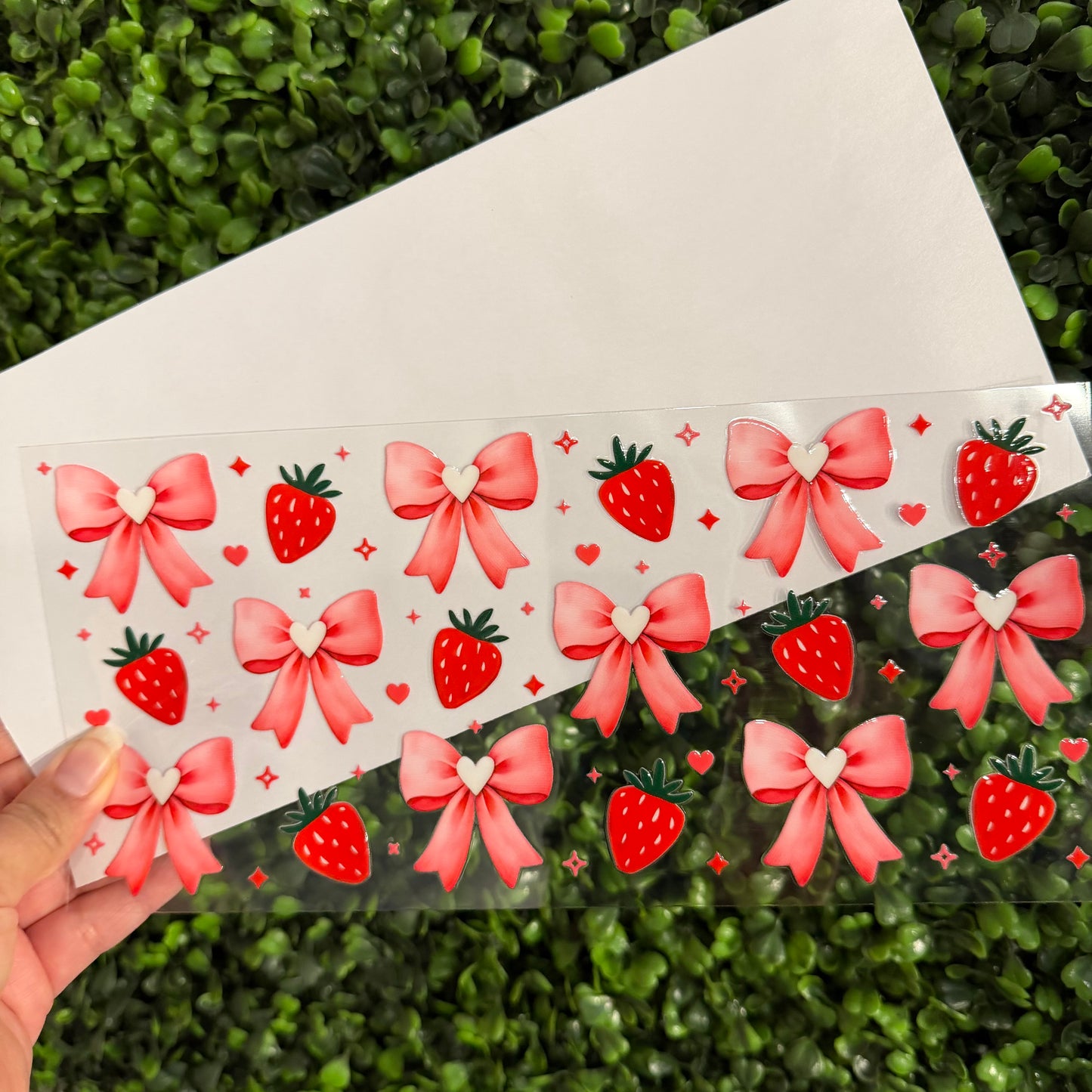K18 Strawberries and Bows Single Sided UVDTF WRAPS