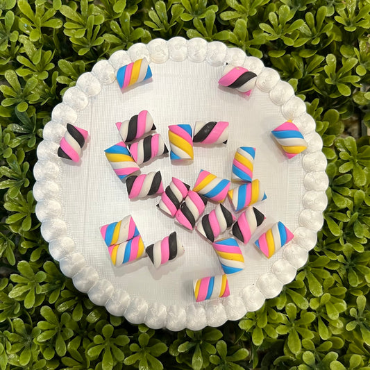 Marshmallows 3d Charms Mixed 8 pcs