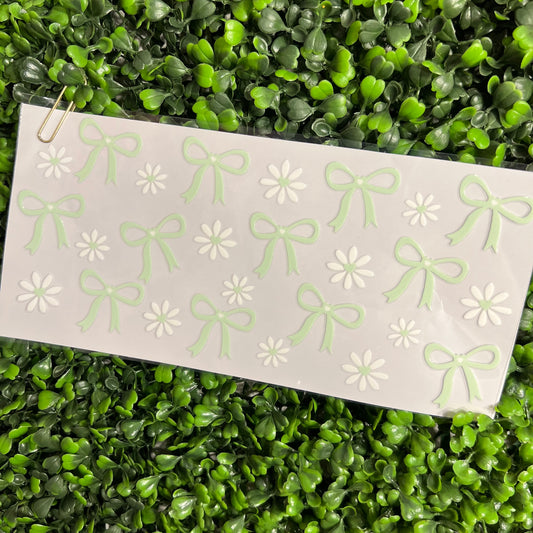 K17 Green Bows and Daisies Single Sided UVDTF WRAPS