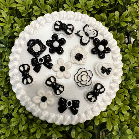 Black & White Flat Back Charms Mixed 8 pcs