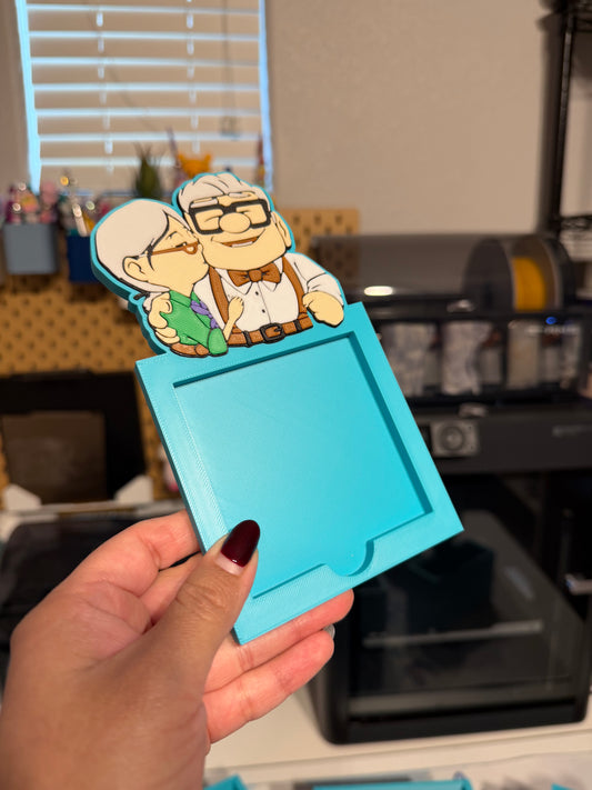 Adventure Old Couple Sticky Note Holder